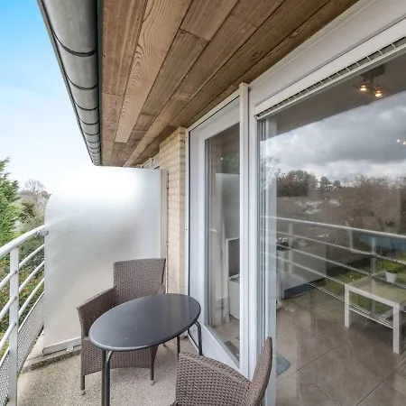 Bowie With Shared Pool By Interhome Daire *