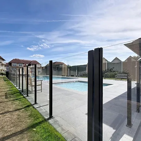 Apartament Bowie With Shared Pool By Interhome De Haan