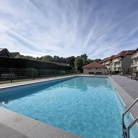 Apartament Bowie With Shared Pool By Interhome *